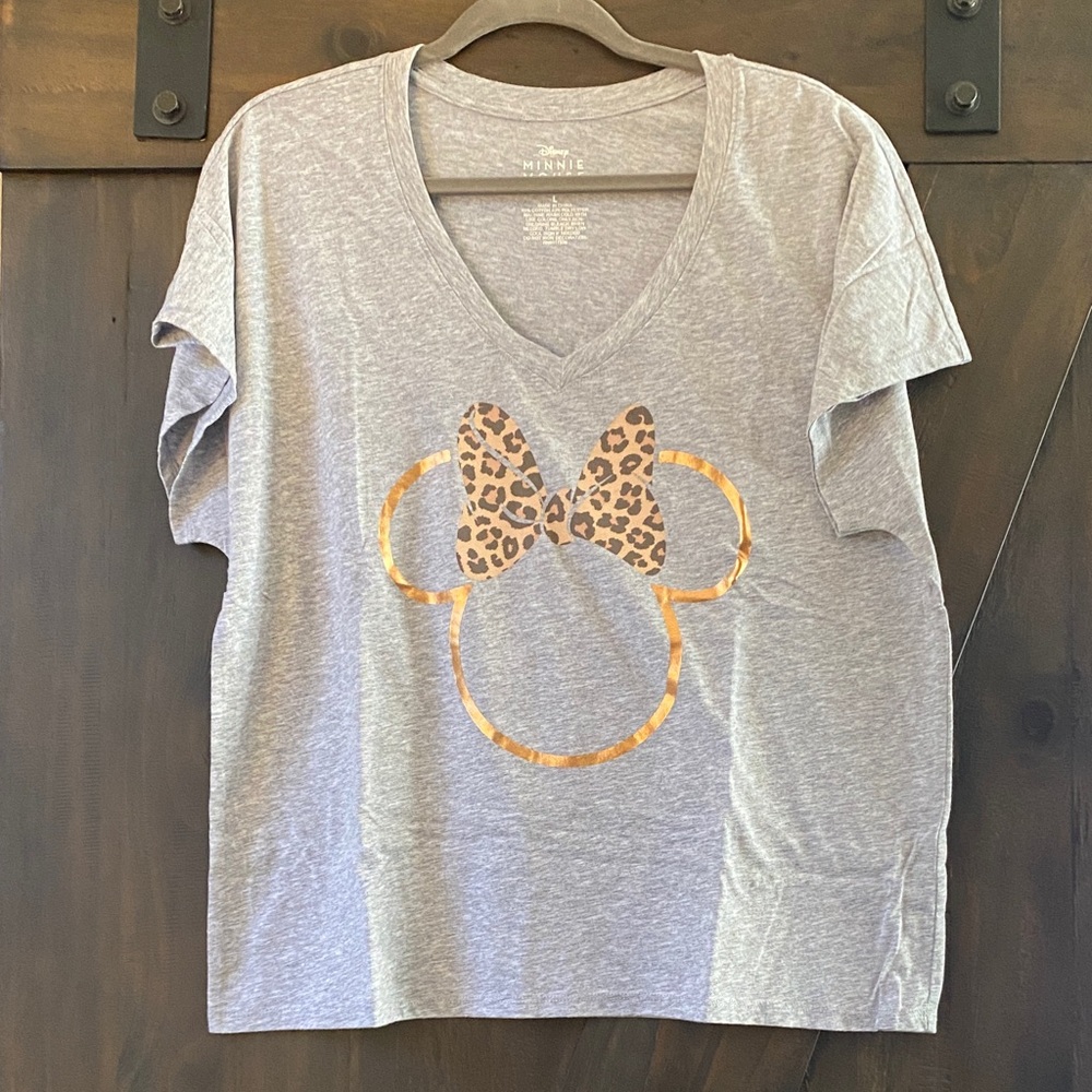 Disney Gray T-Shirt with Leopard Print Bow